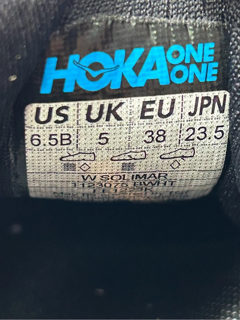 Hoka One One like new